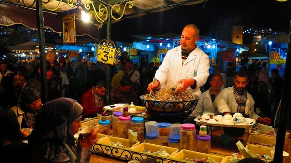 Zauber des Ramadan: marokkanische Spiritualität und Gastfreundschaft